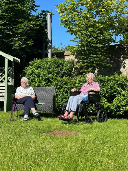 residents-in-the-sun